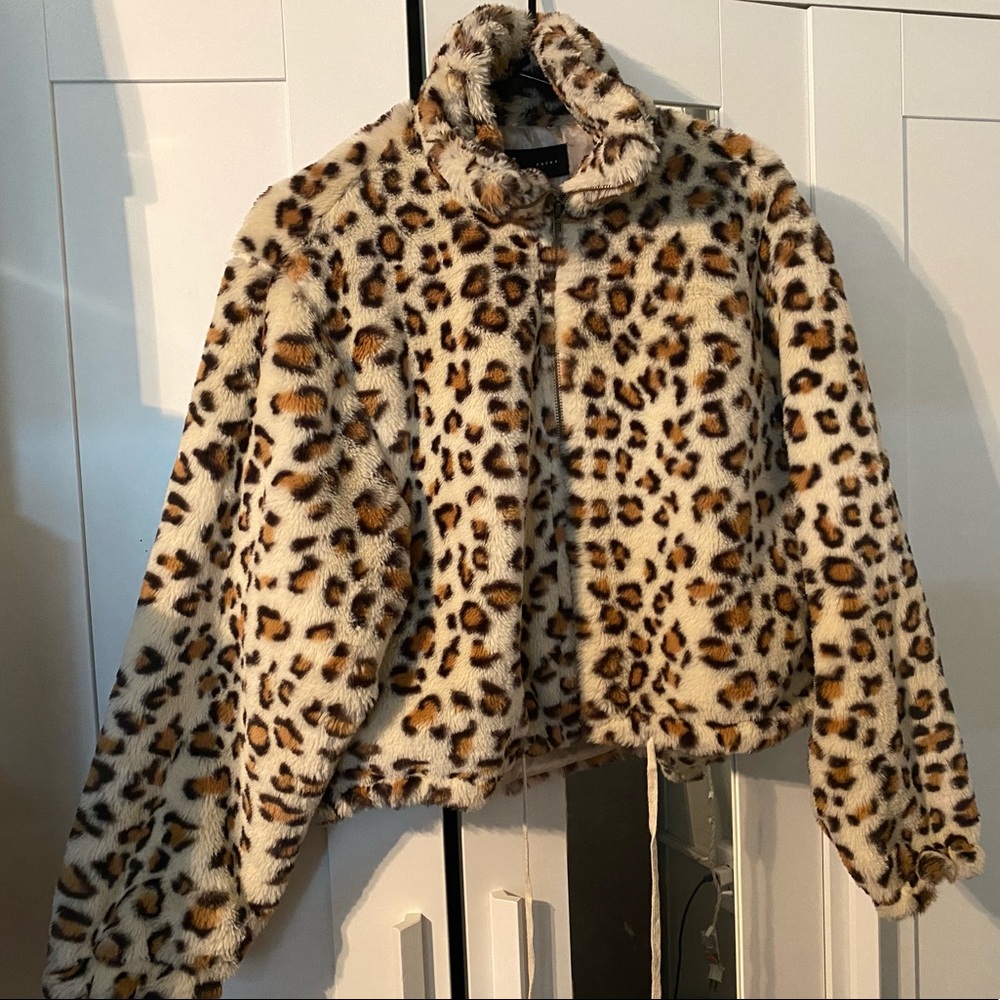Cheetah Print faux fur jacket